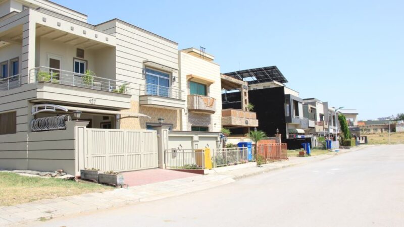 Sector C Bahria Town PHase 8 Rawalpindi Pictures 102