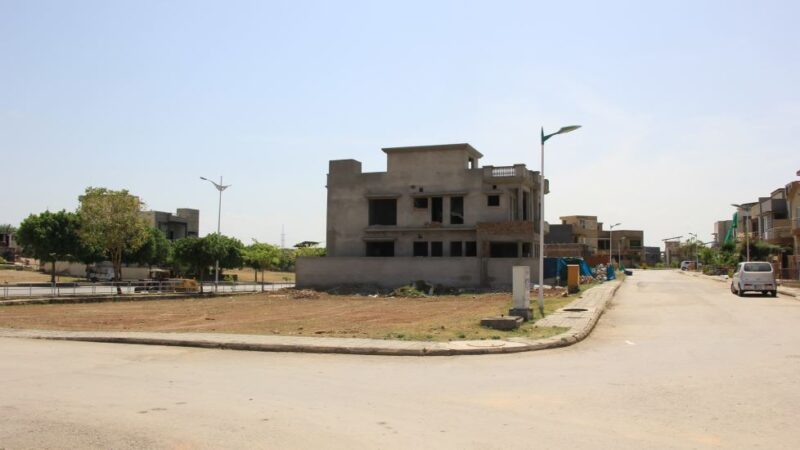 Sector C Bahria Town PHase 8 Rawalpindi Pictures 90