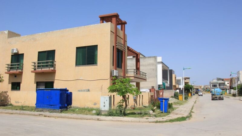 Sector C Bahria Town PHase 8 Rawalpindi Pictures 96