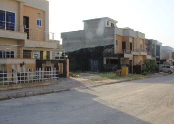 10 Marla Possession Ready Plot No. 280 for Sale in Sector E-1, Bahria Town Phase 8, Rawalpindi
