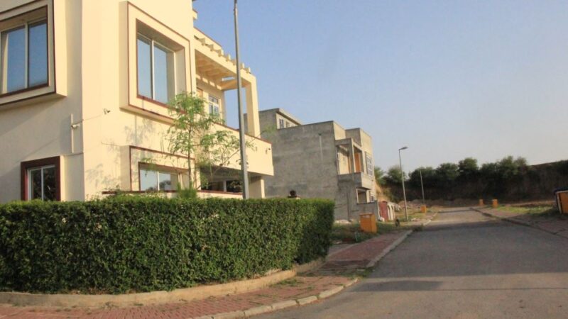 Sector E 3 Bahria Town Phase 8 Rawalpindi Pictures 10