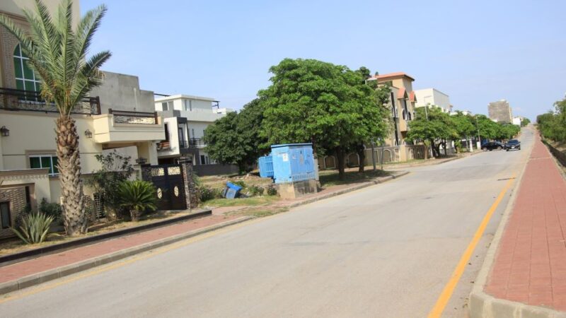 Sector E Bahria Town Phase 8 Rawalpindi Pictures 118