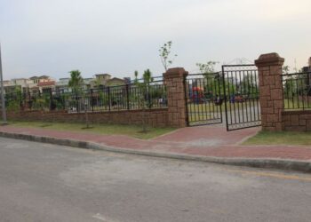 Bahria Town Phase 8 Sector F-1 10 Marla Plot 530 For Sale