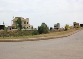 5 Marla Plot for Sale in Bahria Town Phase 8, Sector M, Plot 606