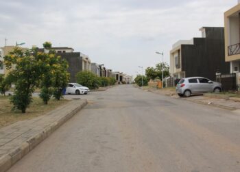 Bahria Town Phase 8 Sector M 5 Marla Park Face Plot 1110 for Sale