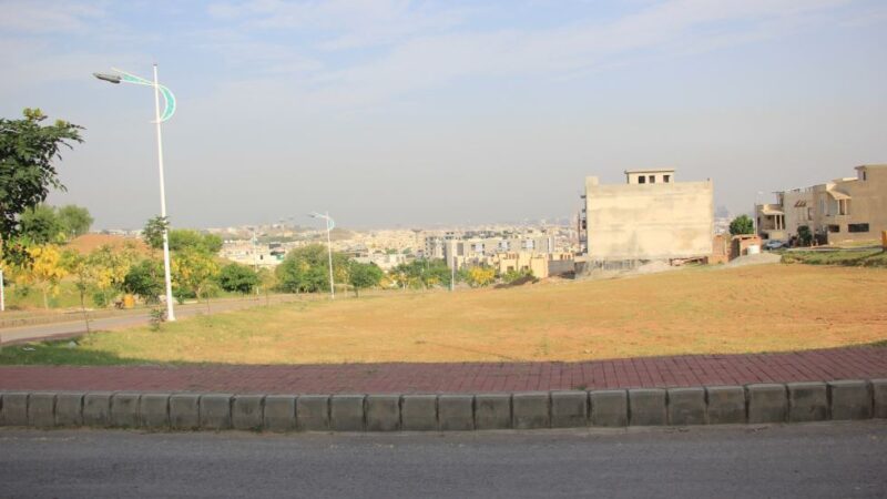 Umer Block Bahria Town Rawalpindi Pictures 22