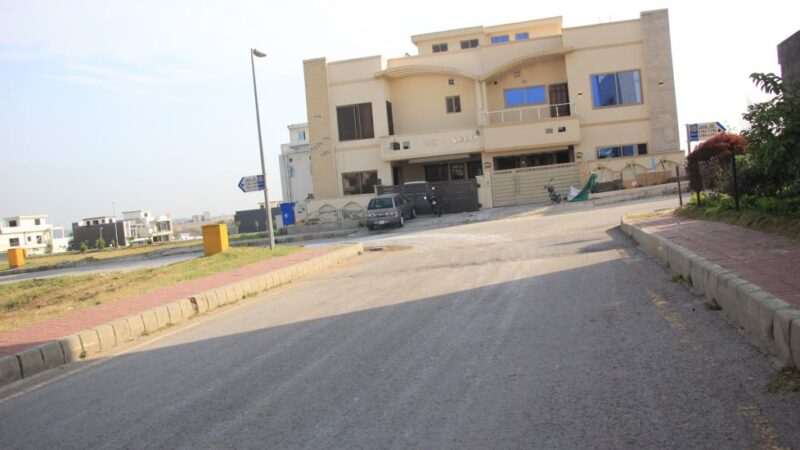 Umer Block Bahria Town Rawalpindi Pictures 24