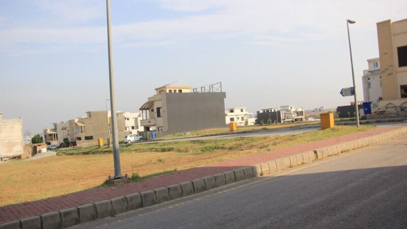 Umer Block Bahria Town Rawalpindi Pictures 25