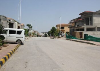 1 Kanal Boulevard Plot No. 183 for Sale in Usman D, Bahria Town Safari Valley, Rawalpindi